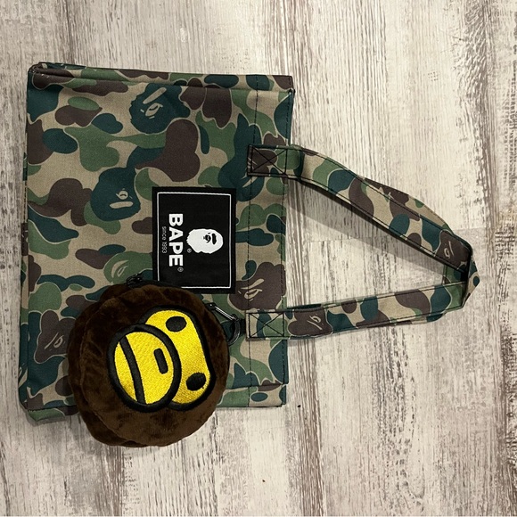 Bape Brown and Yellow Shoulder Bag - Picture 3 of 4